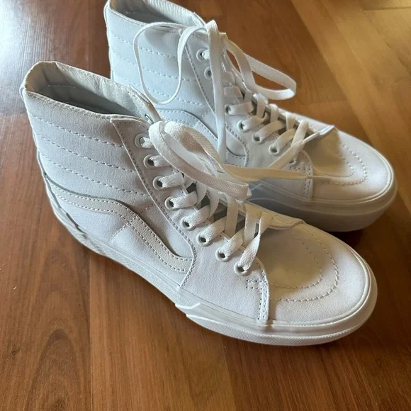 Vans high top Sk8-Hi white sneakers (6.5 womens) New - Picture 10 of 11